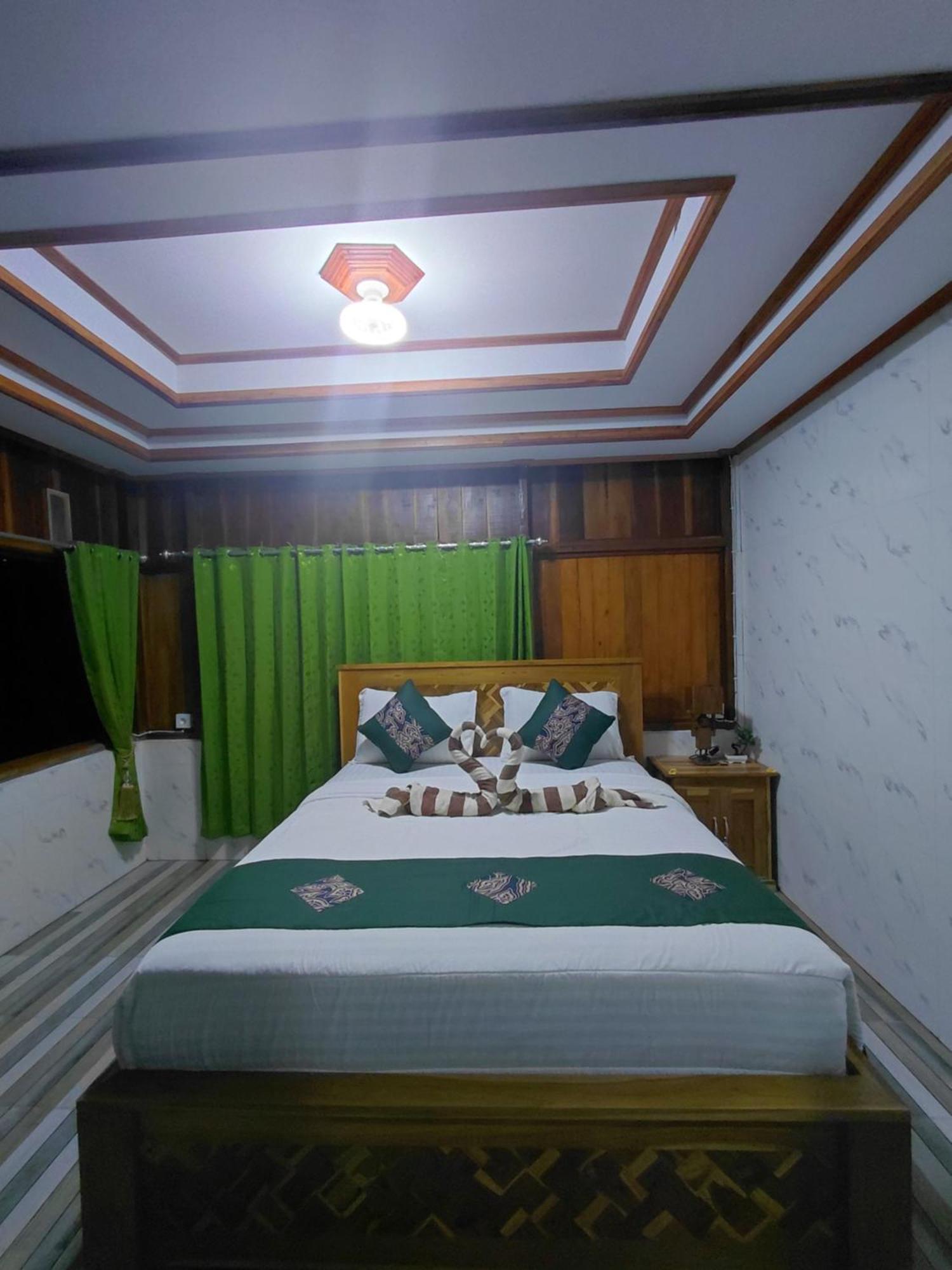 Friendly Homestay Lemukih Сингараджа Экстерьер фото